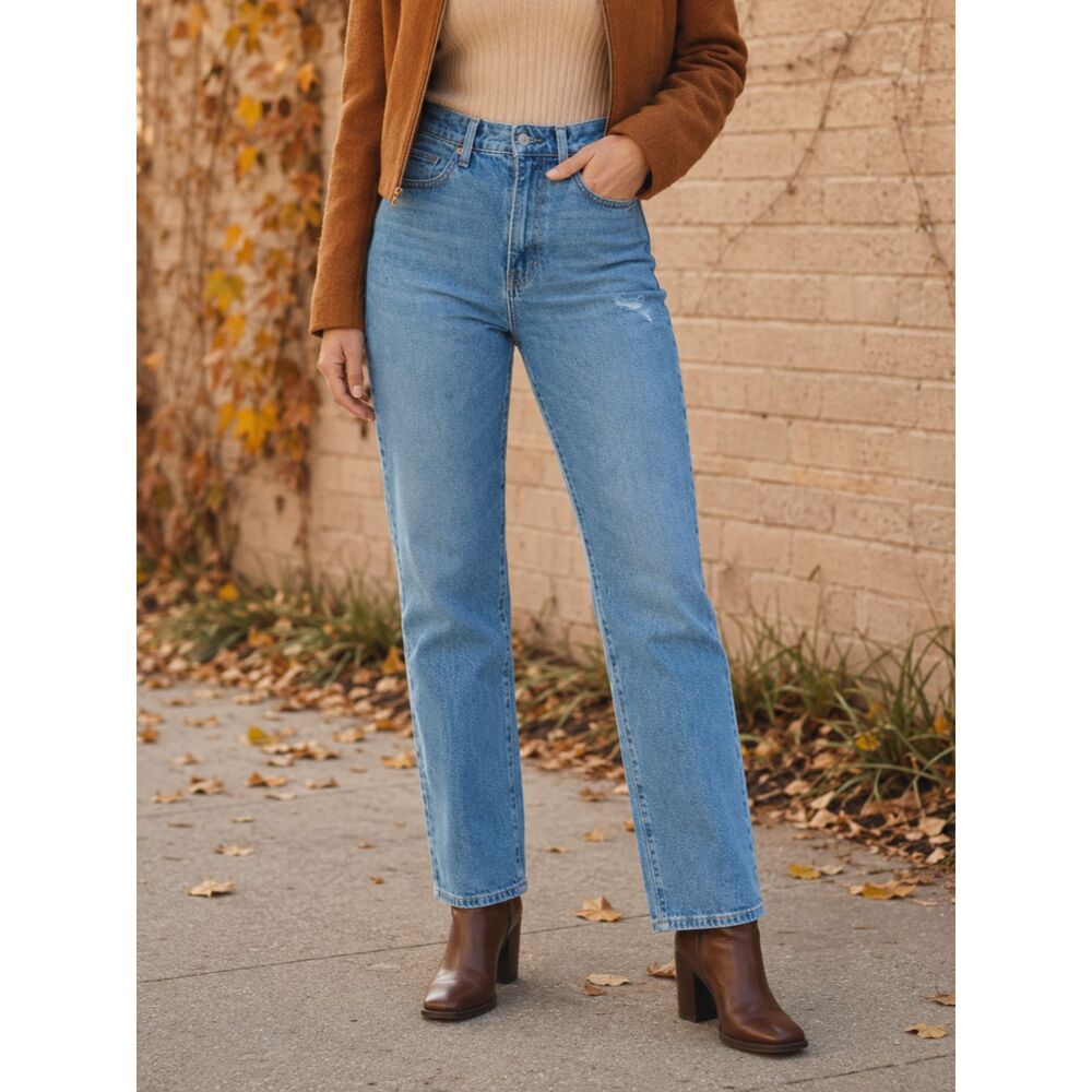 Rewash Juniors Size 5 Super High Rise Straight Leg Distressed Light Wash Jeans